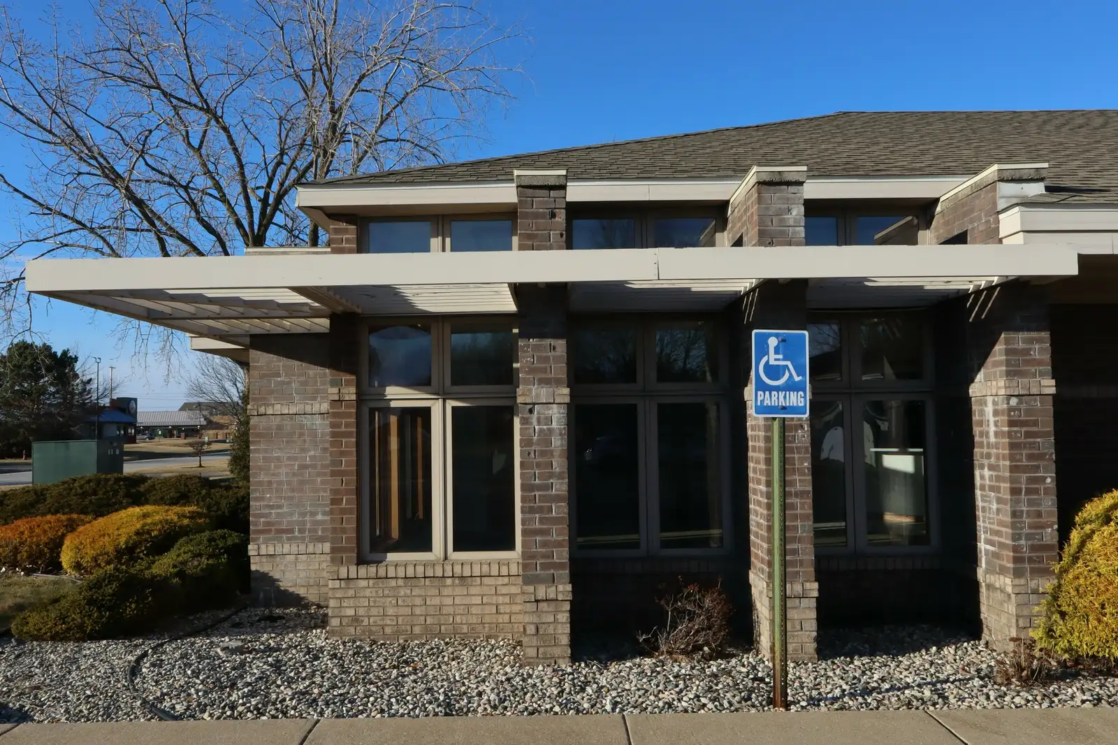 4884 Berl Dr image 2