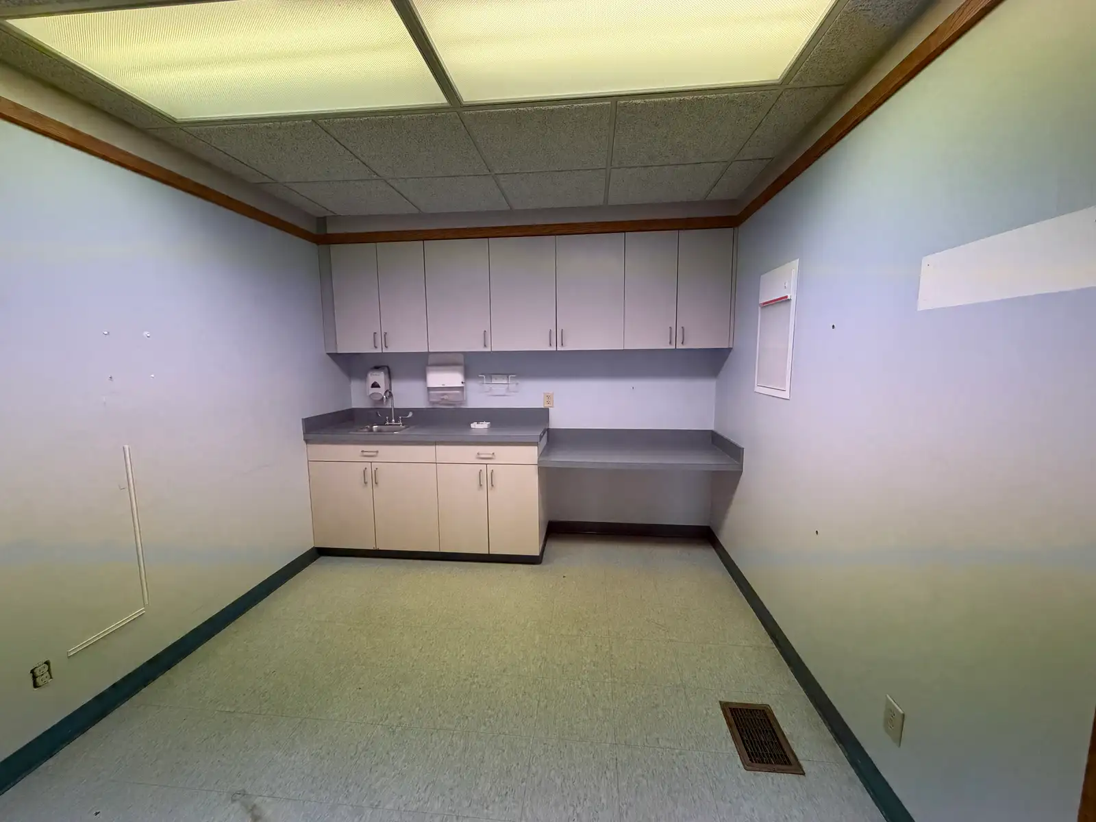4884 Berl Dr image 43