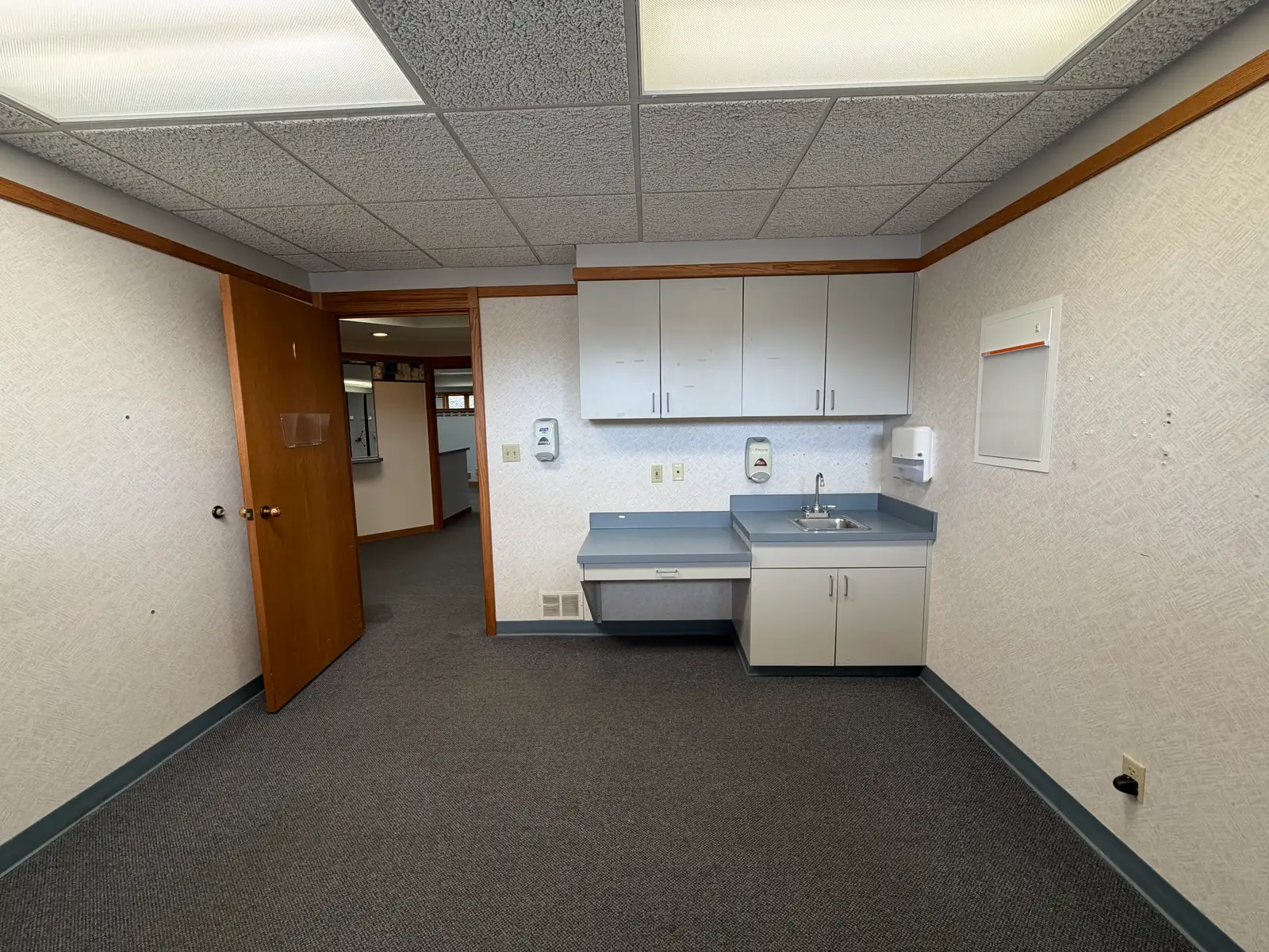 4884 Berl Dr image 39