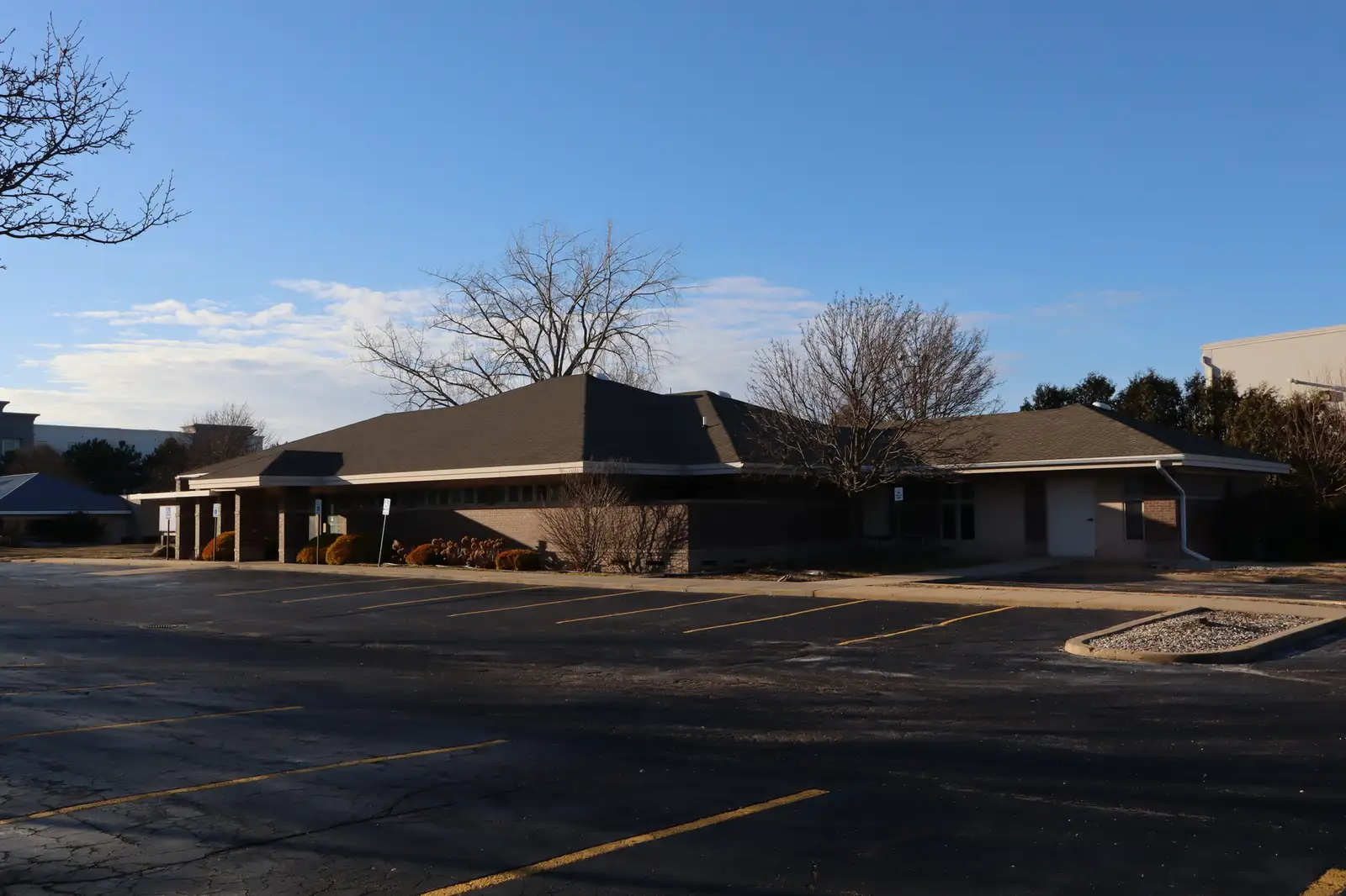 4884 Berl Dr image 3