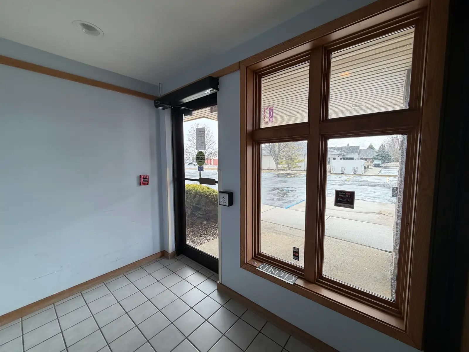 4884 Berl Dr image 13