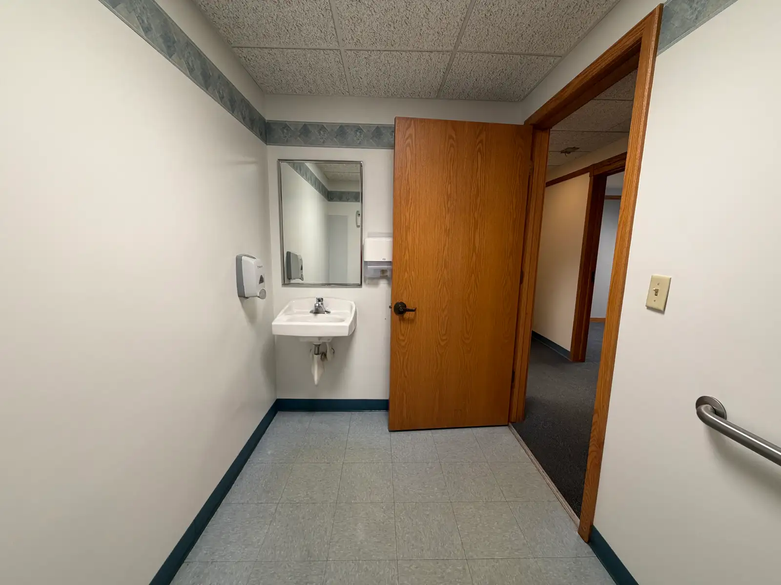 4884 Berl Dr image 51