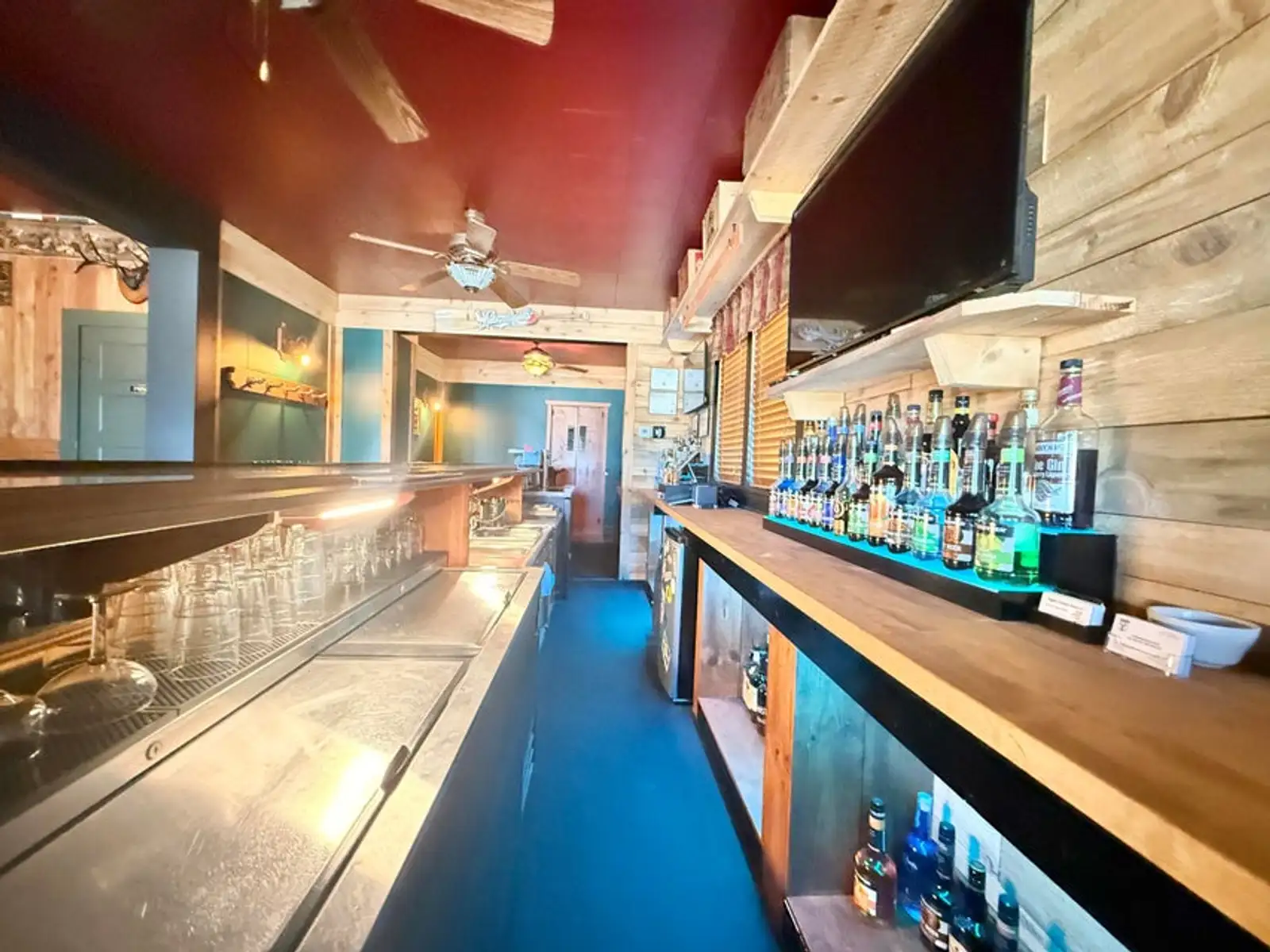 Cobblestone Bar & Grill image 13