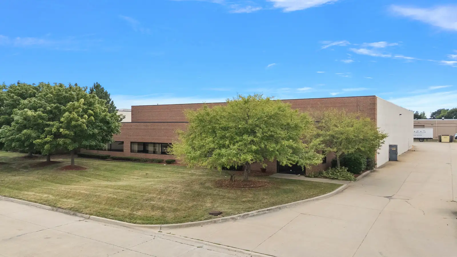 44837 Morley Dr, Clinton Township, MI 48036