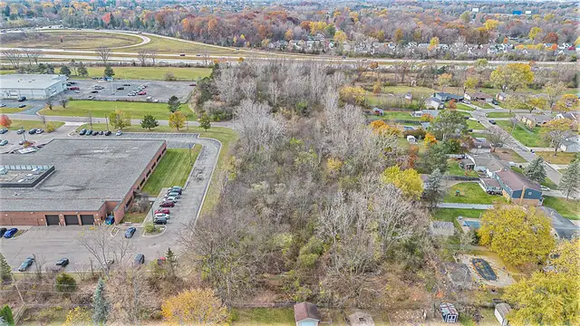 5400 Ali Dr., Grand Blanc thumbnail 3