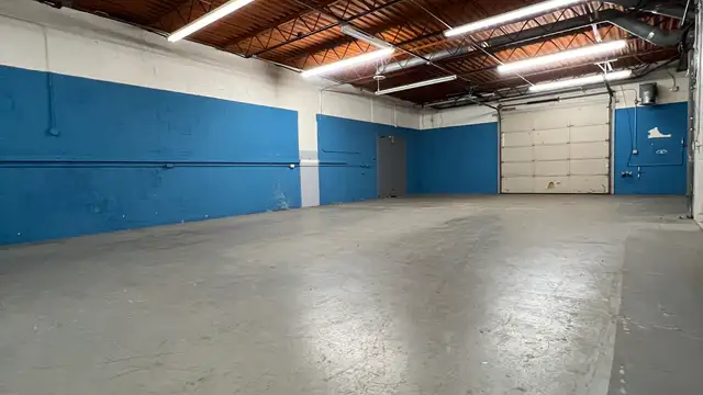 Industrial/Flex for Lease thumbnail 4