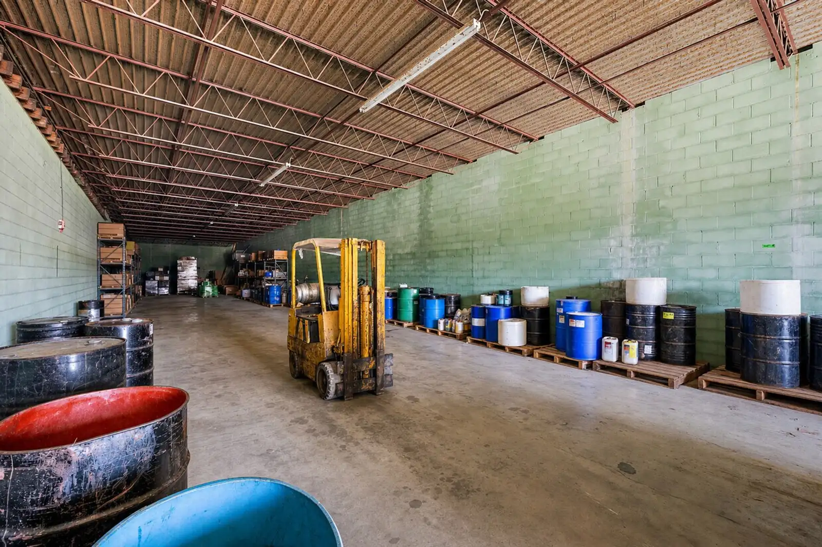 2025 Lapeer Rd image 18