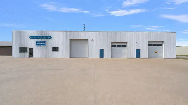 2025 Lapeer Rd thumbnail 2