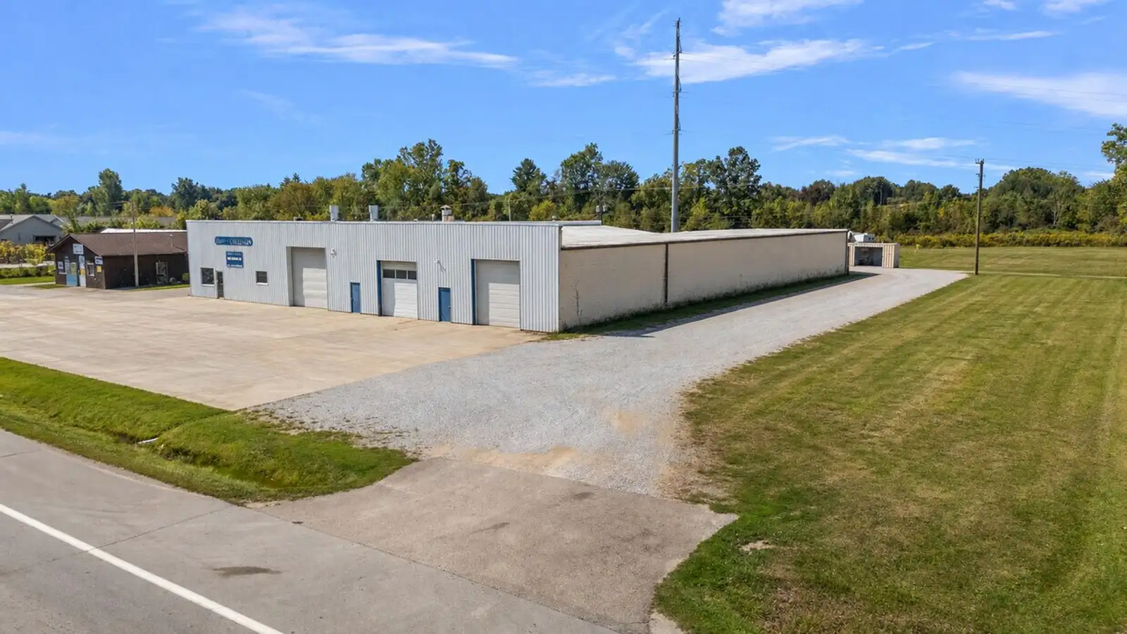 2025 Lapeer Rd