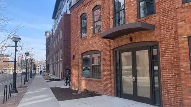 Street Level Retail or Office Space thumbnail 2