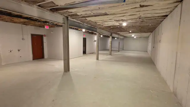 Savannah Center thumbnail 5