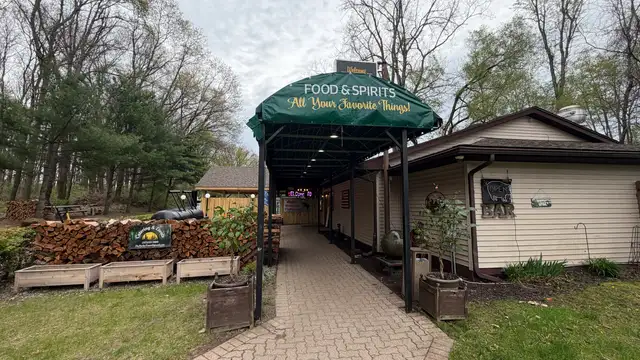 Turnkey Restaurant Business & Real Estate & Residence in Grass Lake thumbnail 2