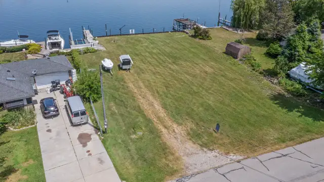 38187 Huron Pointe Dr: Vacant Lot thumbnail 2