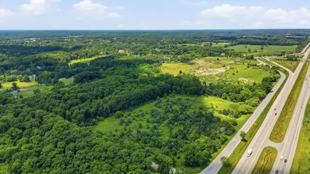 4975 N Old US 23 thumbnail 4