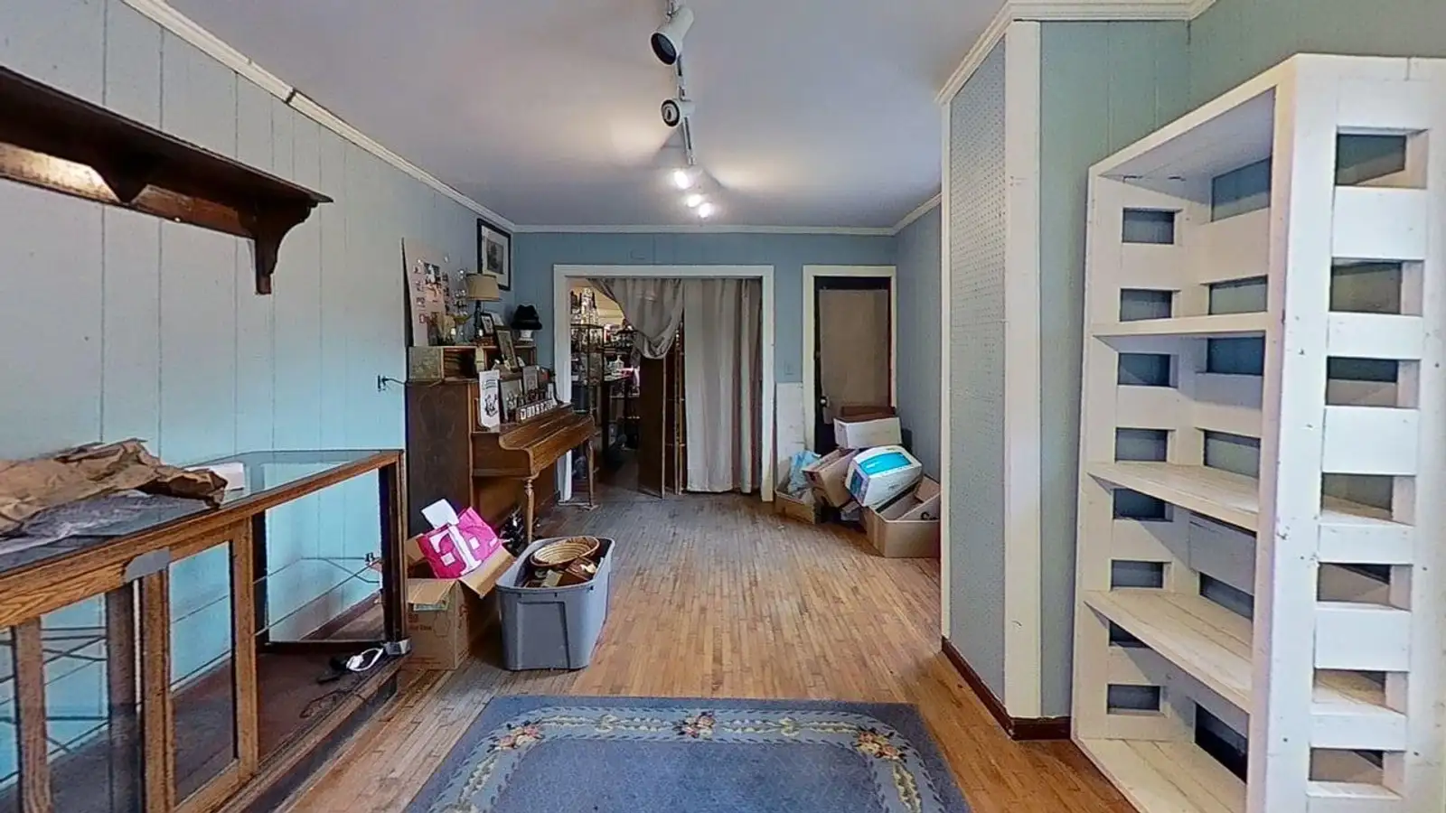 207 N Mason St image 13