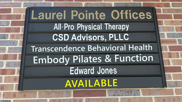 Laurel Pointe Office _ Suite 210 thumbnail 3