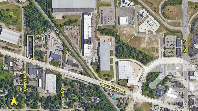 44480 Grand River Ave thumbnail 2