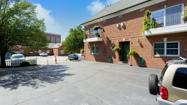 View image 12
