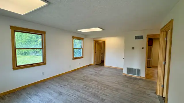 View image 8