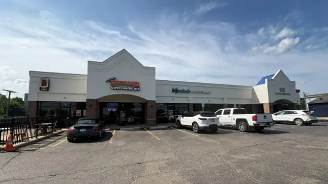 6123 Highland Rd thumbnail 4
