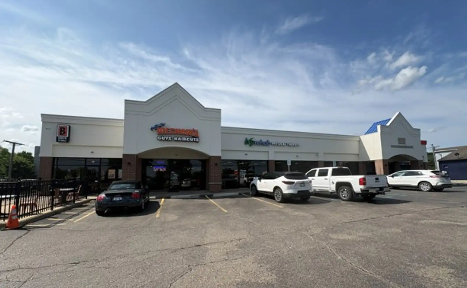 6123 Highland Rd image 4