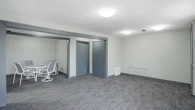 View image 16