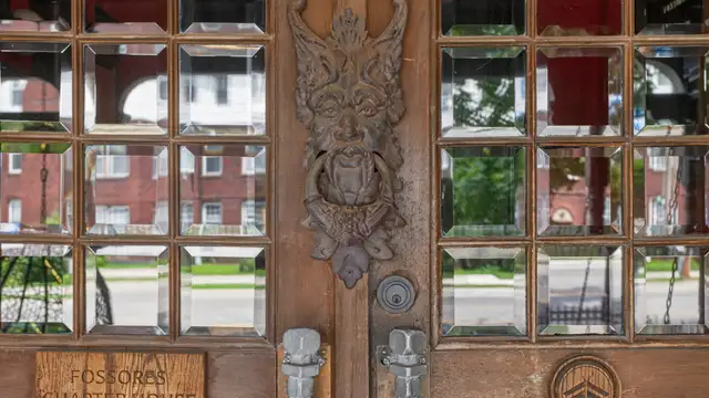 View image 23