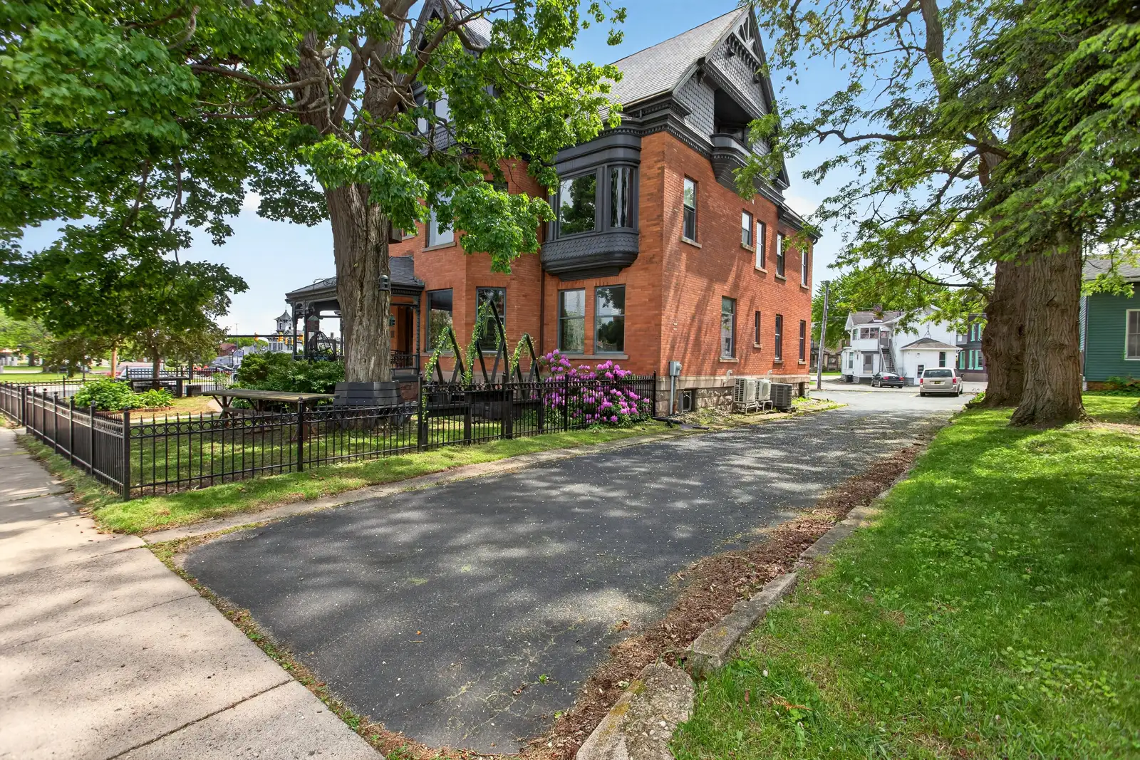 505 Wildwood Ave image 19