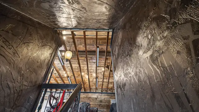 View image 86