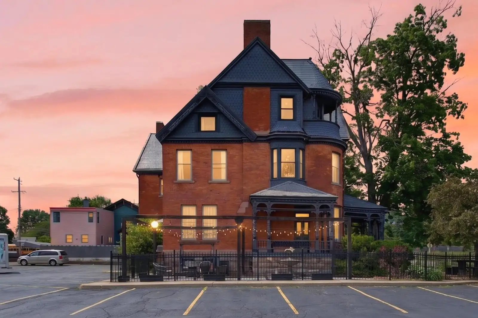 505 Wildwood Ave image 11