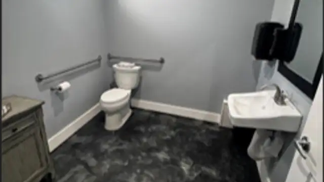 21738 John R Rd thumbnail 4