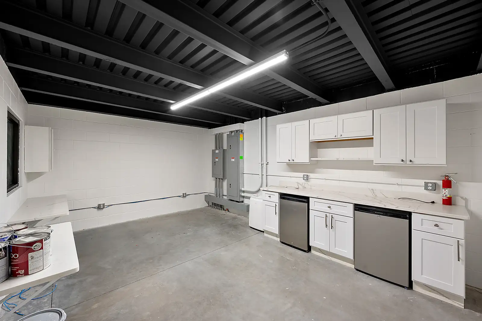 42628 Executive Dr image 7