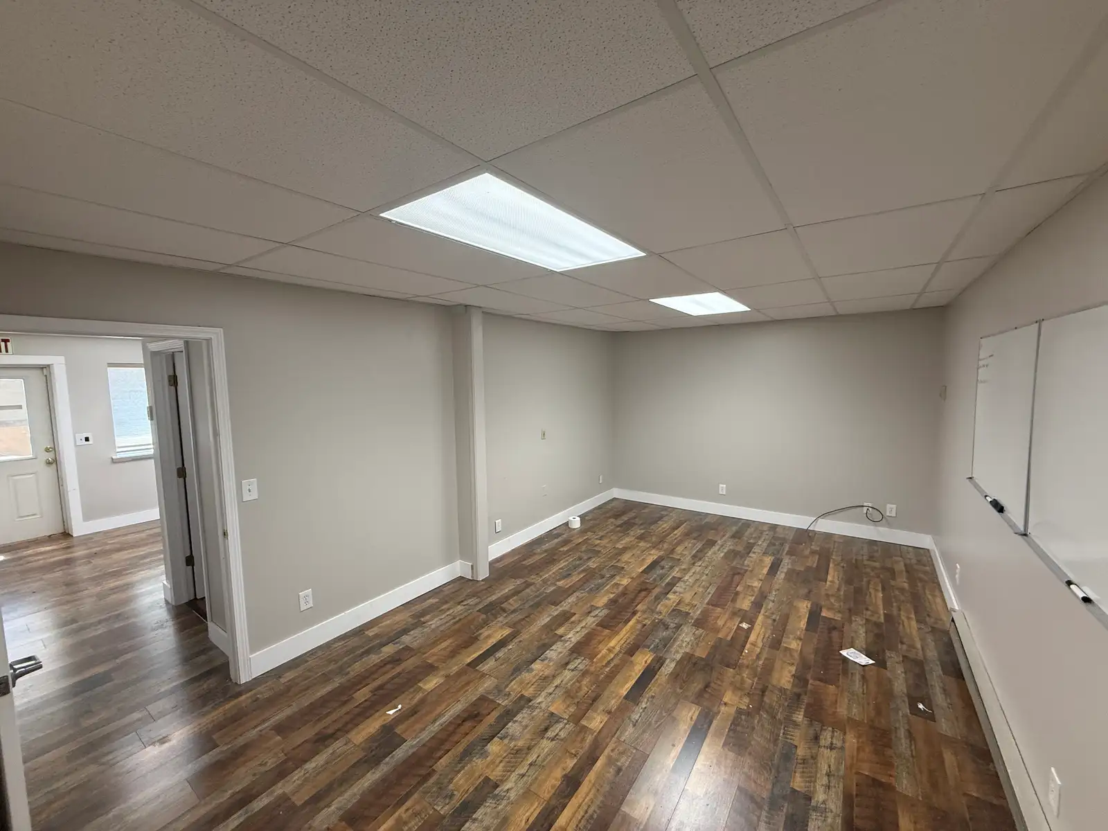 400 Business Centre Dr image 14