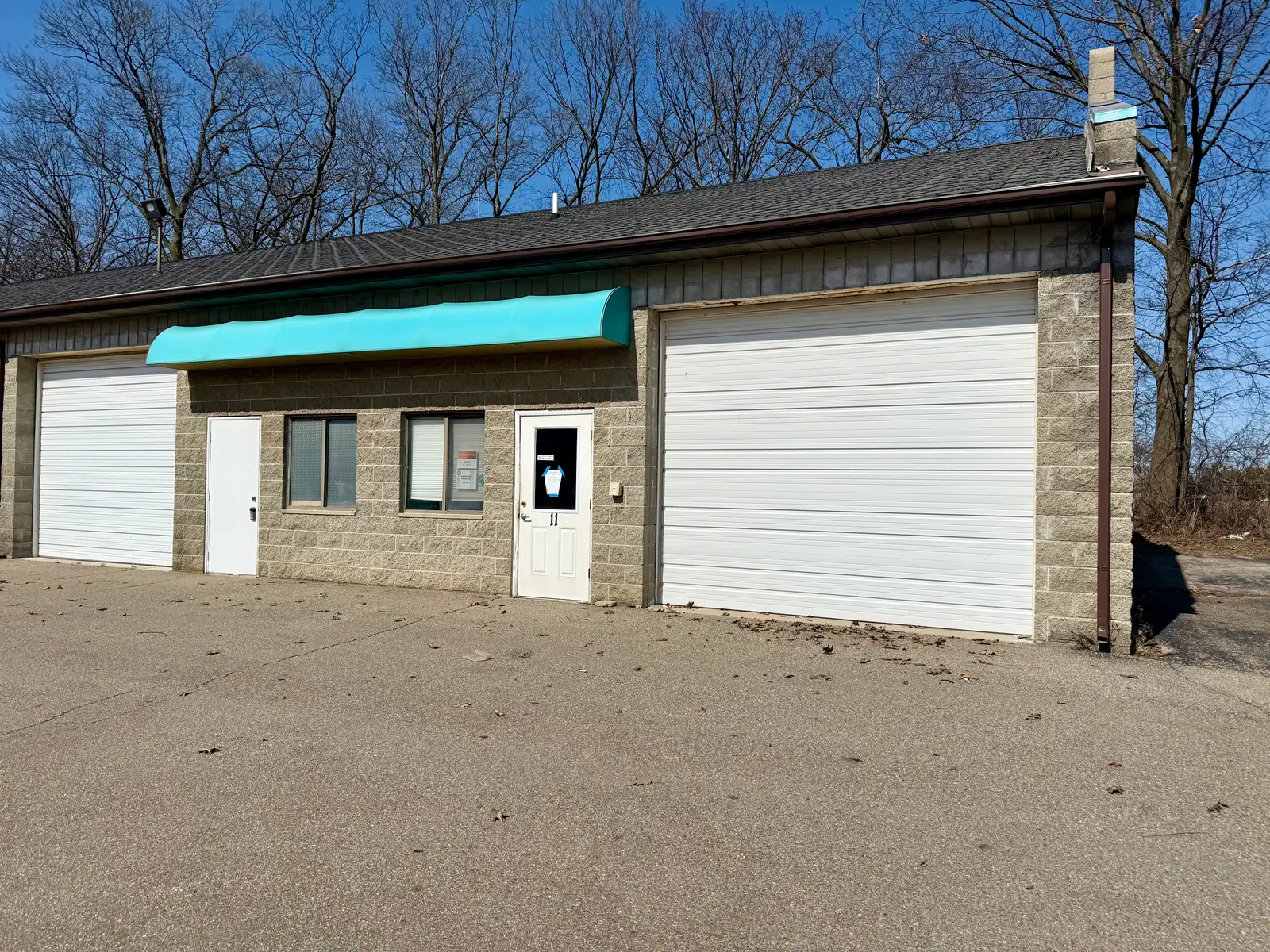 400 Business Centre Dr image 6