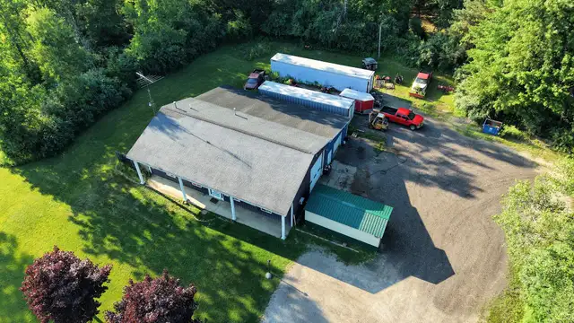 9112 W Mount Morris Rd thumbnail 3