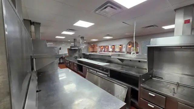 Former Big Boy Restaurant thumbnail 5