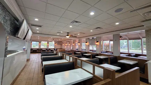 Former Big Boy Restaurant thumbnail 2