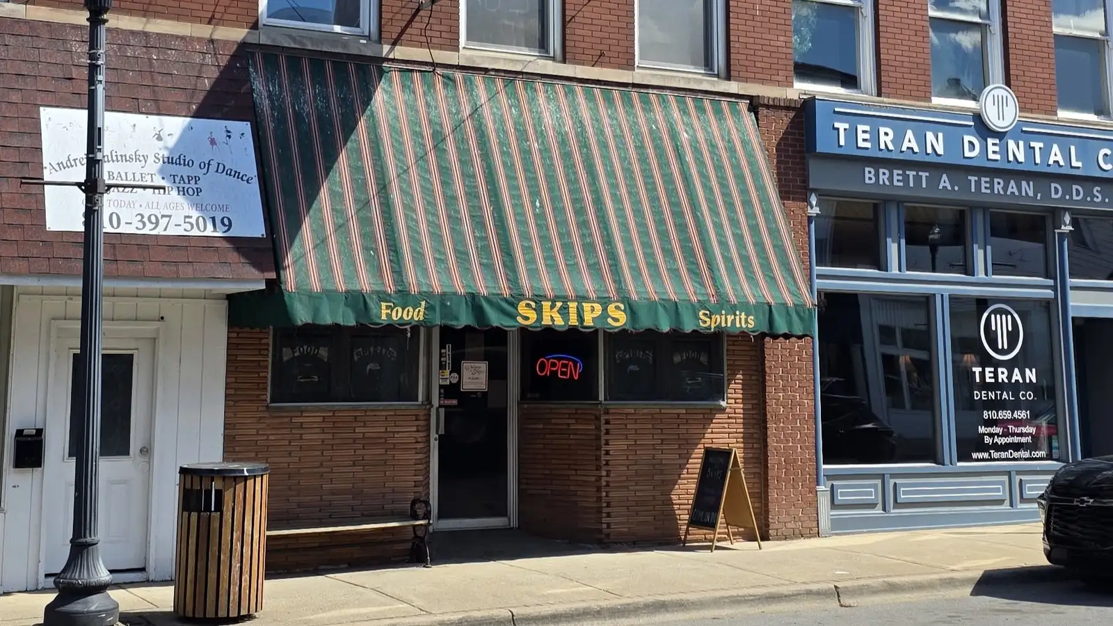 111 E Main St image 1