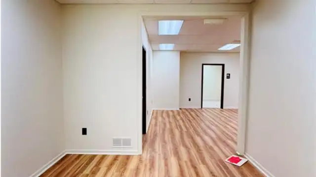 5880 N Canton Center Rd #455 thumbnail 4