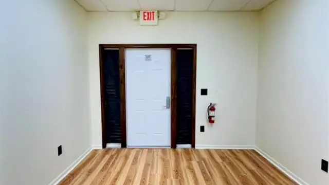 5880 N Canton Center Rd #455 thumbnail 3