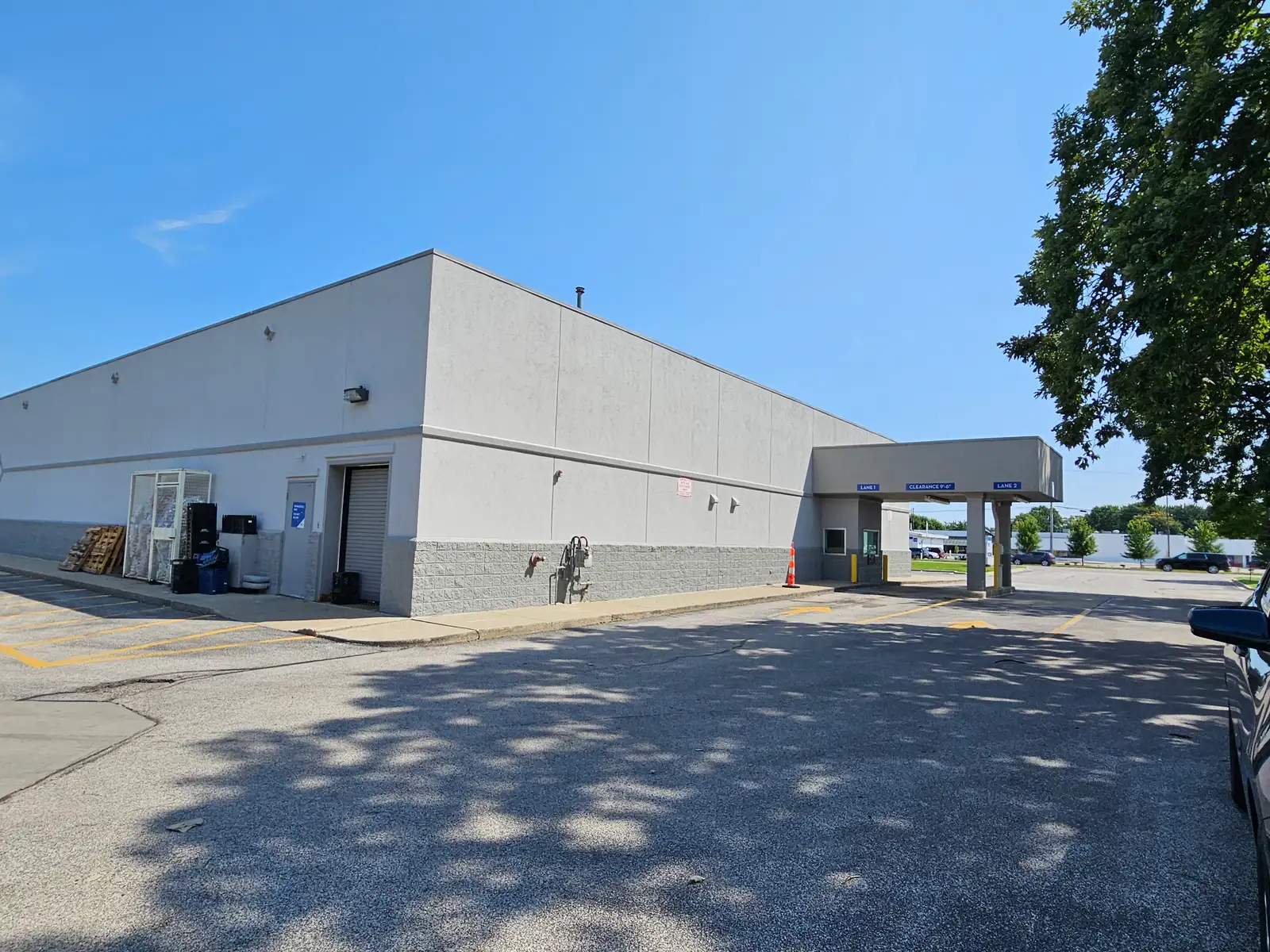 11,000 Sq Ft Retail image 19