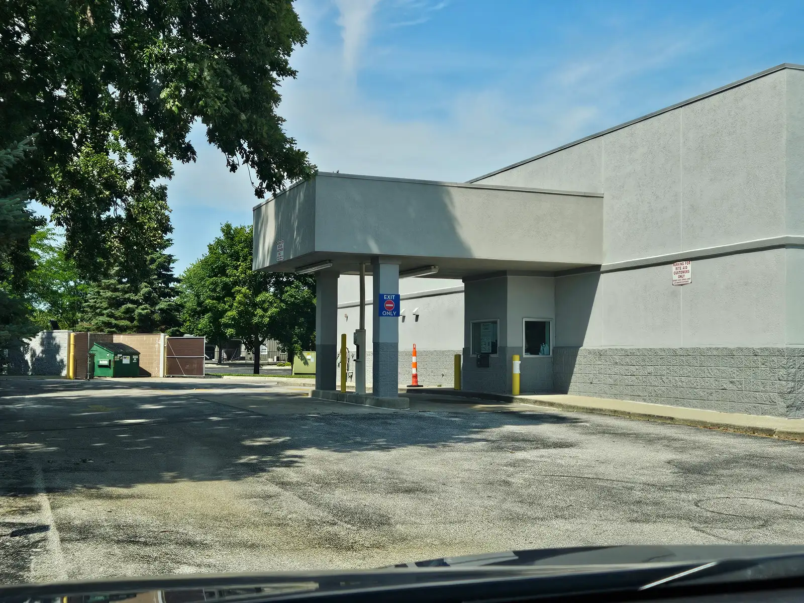 11,000 Sq Ft Retail image 18