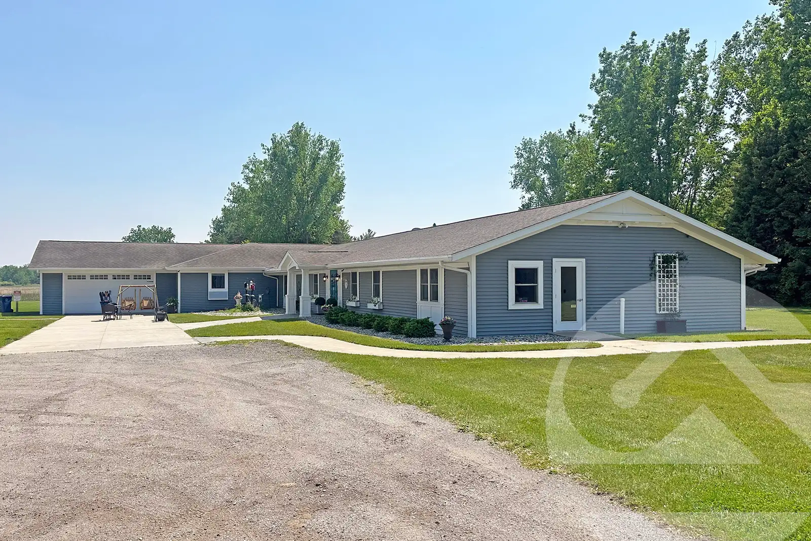 17935 Roosevelt Rd image 1