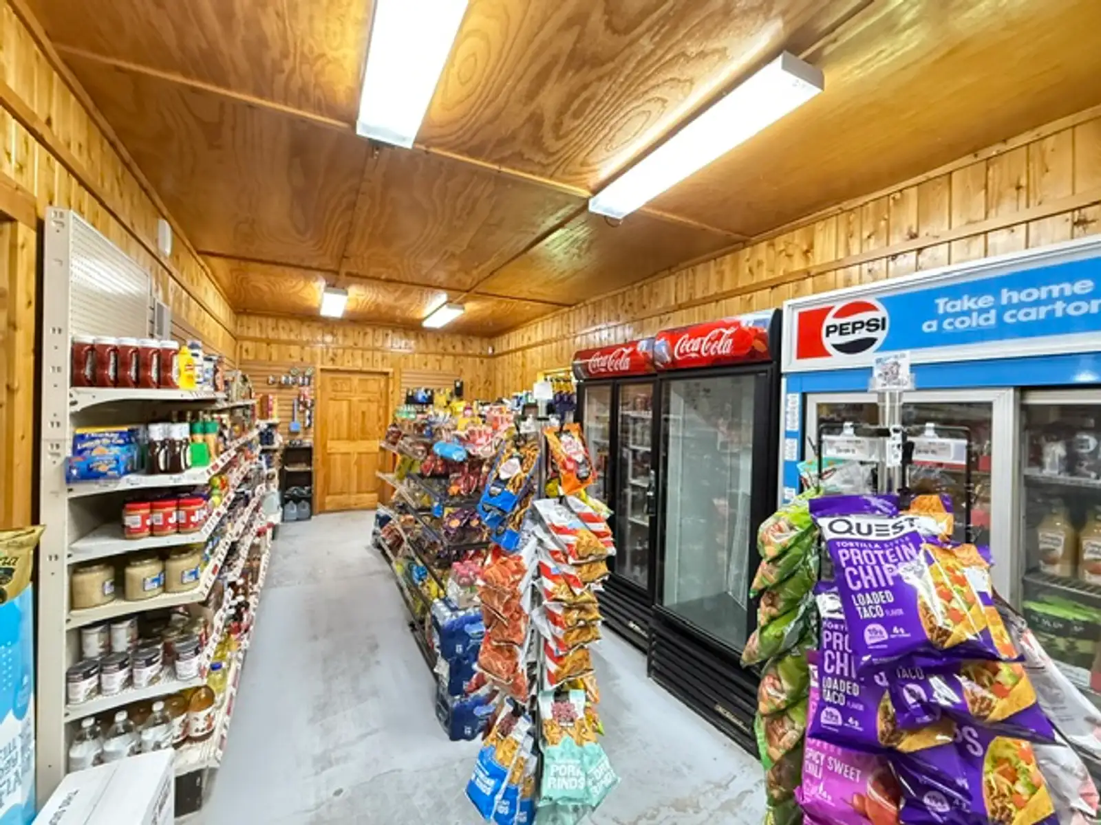Convenience Store w/ Additional Land image 3