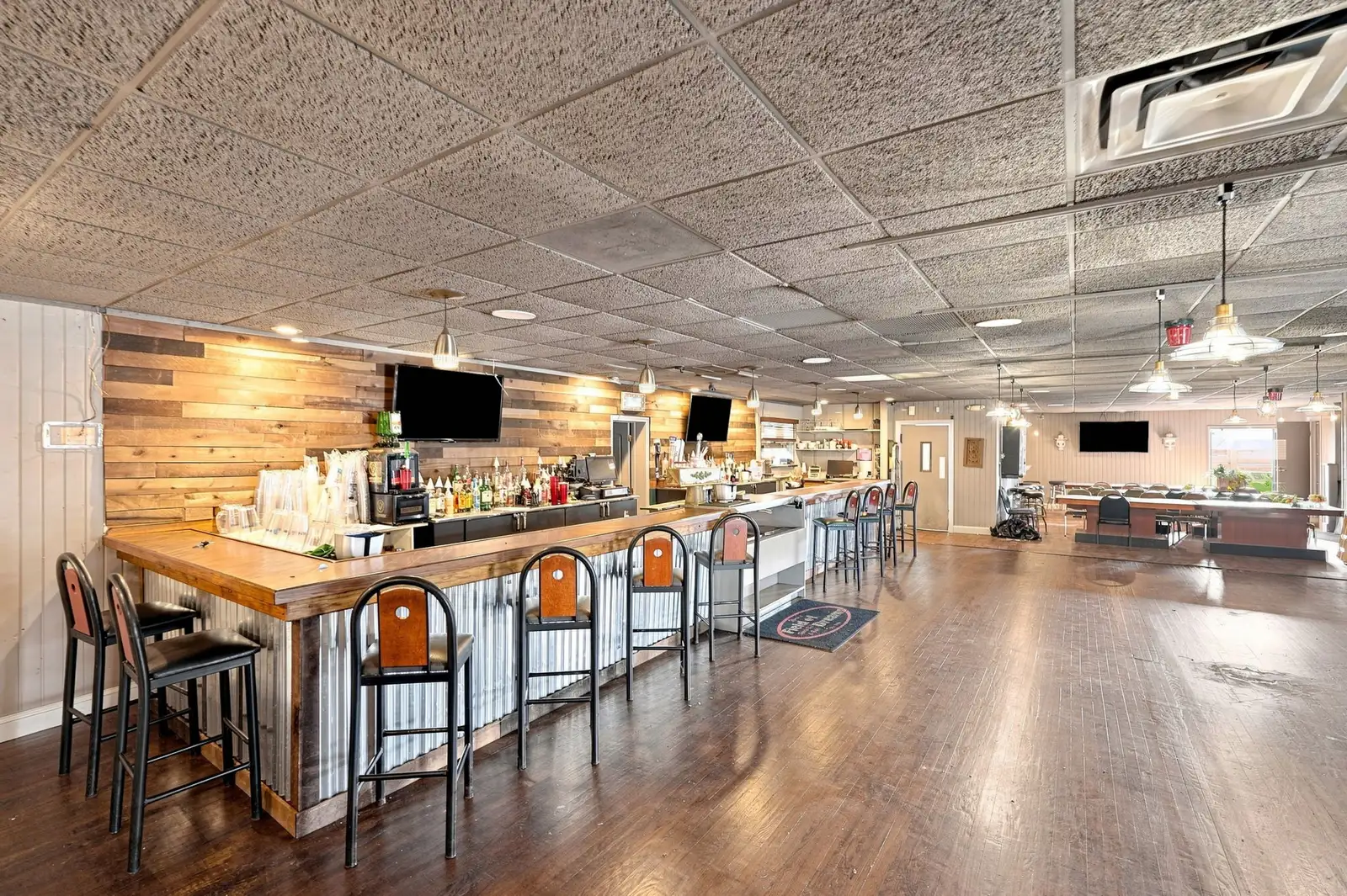 1090 Rochester Rd image 24