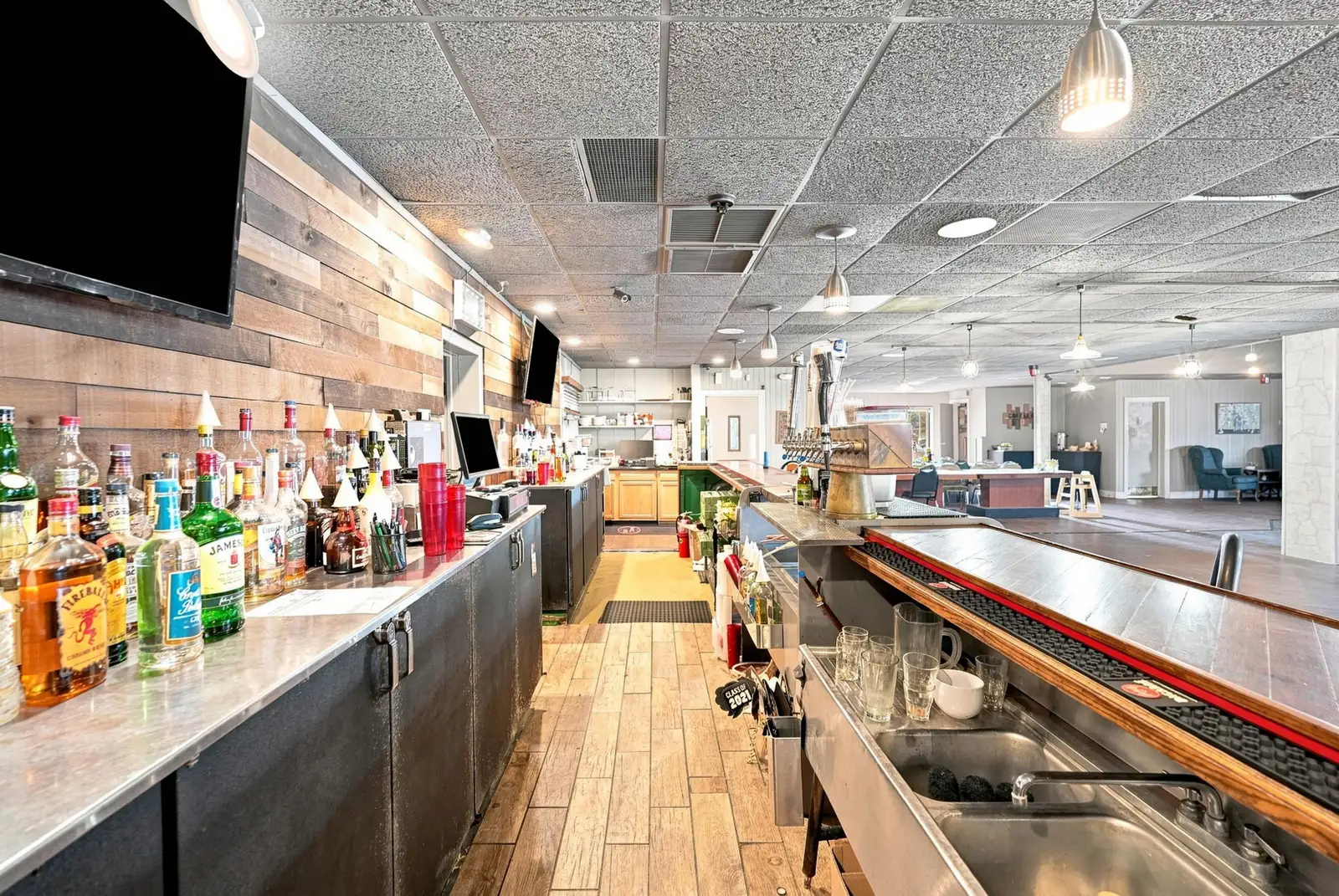 1090 Rochester Rd image 27