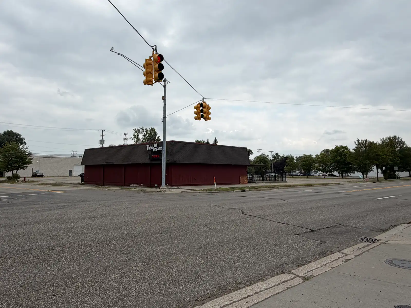1090 Rochester Rd image 9