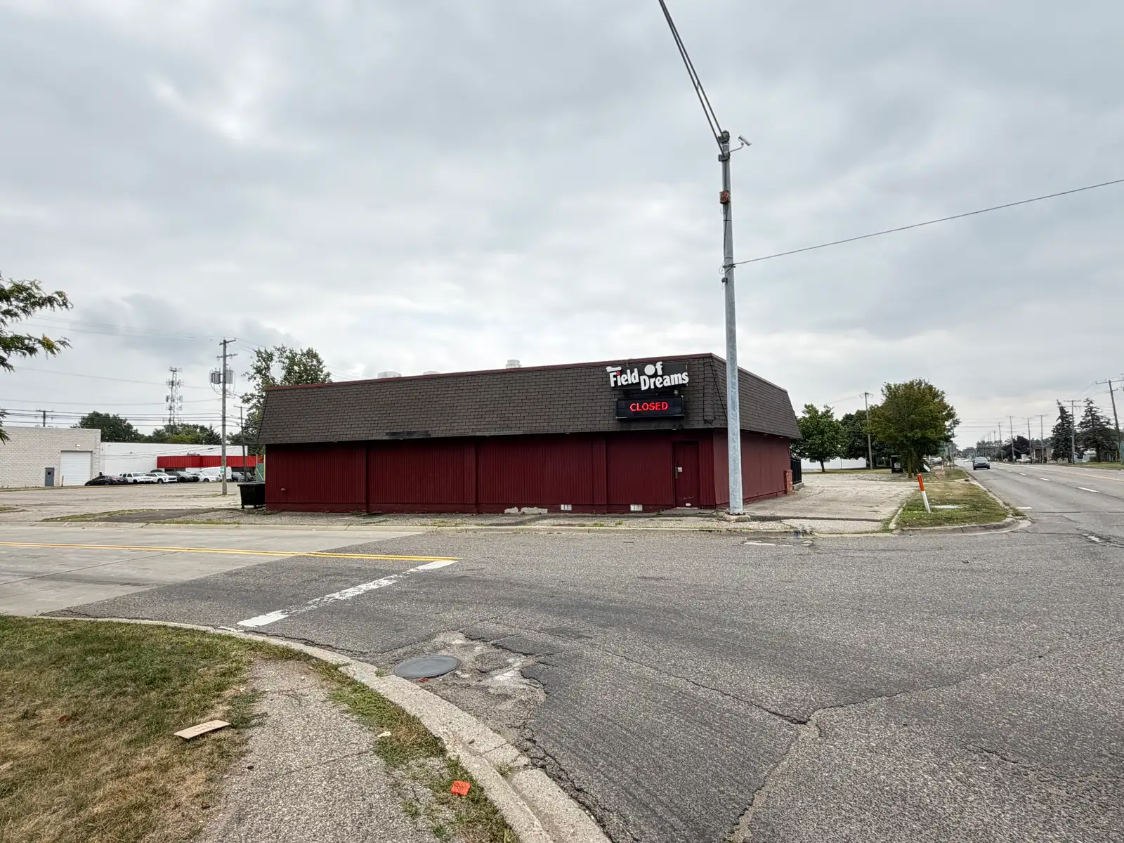 1090 Rochester Rd image 8