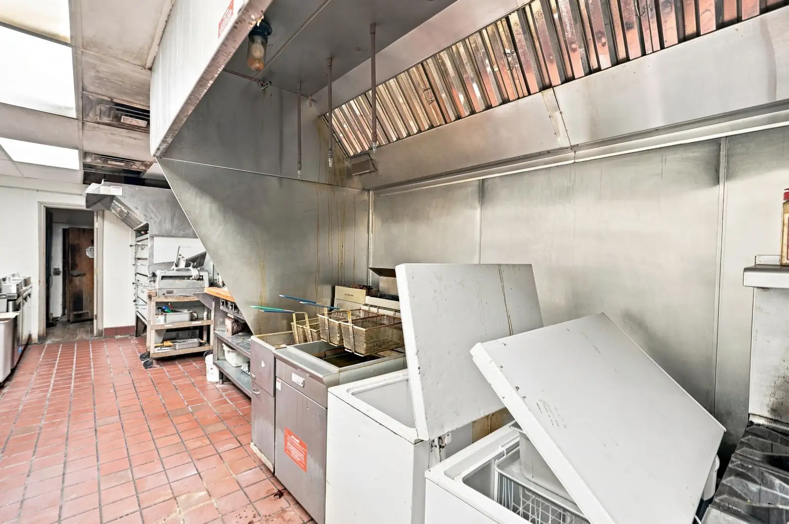 1090 Rochester Rd image 20