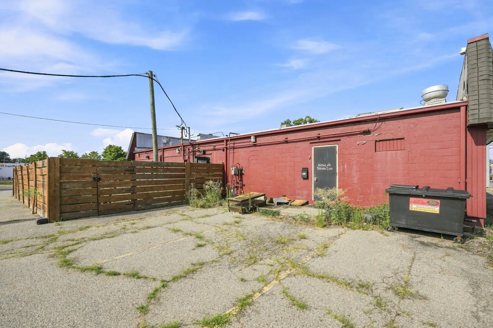 1090 Rochester Rd image 32